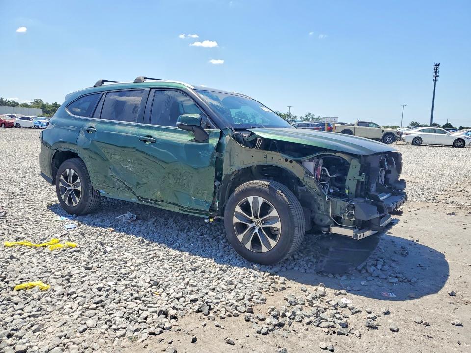 2023 Toyota Highlander VIN 5TDKDRAH5PS512611 COPART salvage auction — FRONT END, Salvage Title, sold $12,200 on 2026-07-22 (photo 4)