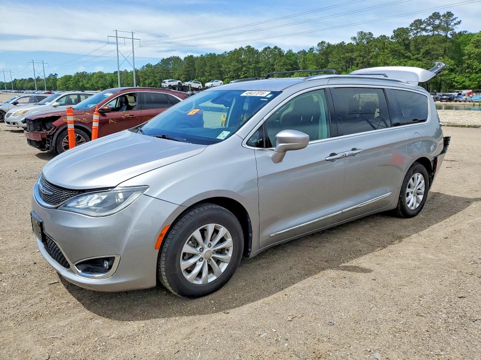 2018 Chrysler Pacifica VIN 2C4RC1BG9JR246082 COPART salvage auction — REAR END, Id - Salvage Certificate Of Title, sold $1,750 on 2026-07-02 (photo 1)