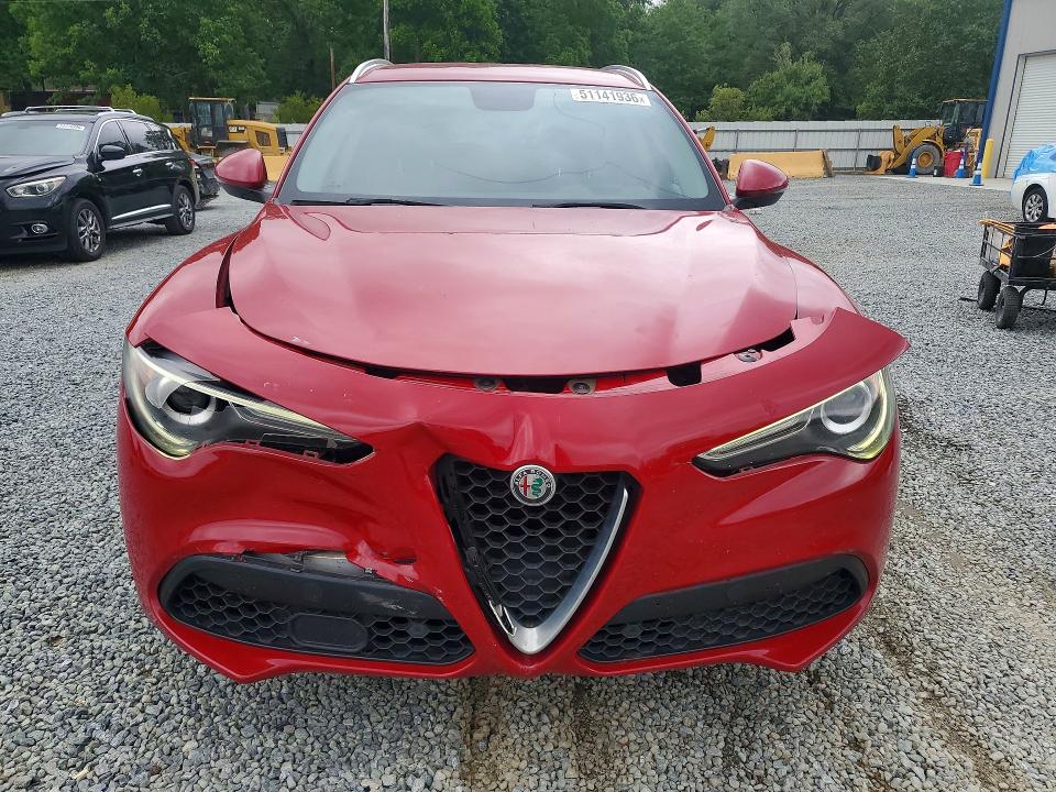 2018 Alfa romeo Stelvio VIN ZASFAKBN5J7B72391 COPART salvage auction — FRONT END, Nc - Salvage Certificate Of Title, sold $1,300 on 2026-07-30 (photo 5)