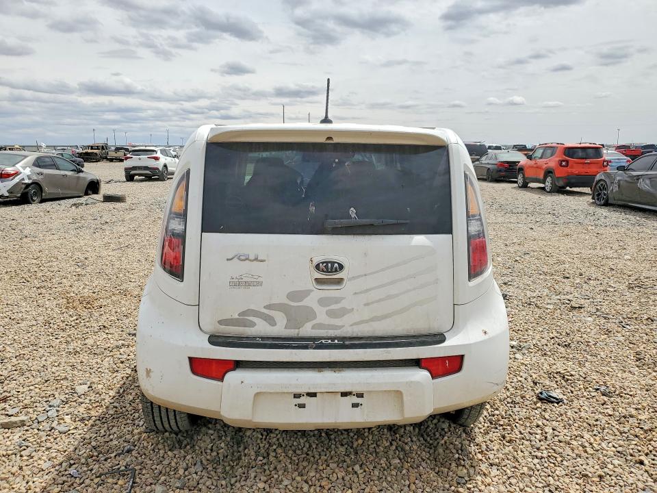 2011 Kia Soul VIN KNDJT2A27B7727119 COPART salvage auction — FRONT END, Tx - Salvage Vehicle Title, sold $425 on 2026-07-28 (photo 6)