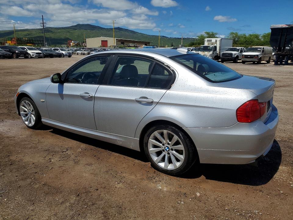 2011 BMW 3er VIN WBAPH7C51BE852223 COPART salvage auction — NORMAL WEAR, Hi - Cert Of Title-Repossession, sold $850 on 2026-07-20 (photo 2)