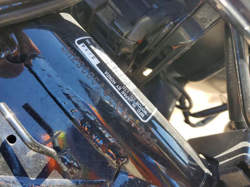 2014 Honda Cb1100 VIN JH2SC6514EK101629 COPART salvage auction — WATER/FLOOD, MI - CERT OF TITLE-FLOOD VEHICLE, sold $1,650 on 2026-07-30 (photo 9)
