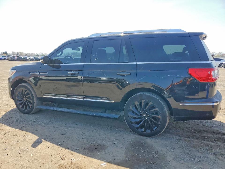 2020 Lincoln Navigator VIN 5LMJJ2LT5LEL10938 COPART salvage auction — VANDALISM, On - Permit No Brand - Unfit, sold $17,100 on 2026-07-08 (photo 2)