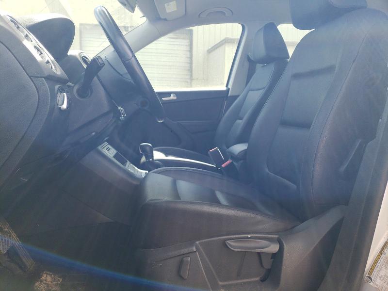 2017 Volkswagen Tiguan VIN WVGAV7AX9HK029325 COPART salvage auction — FRONT END, Or - Salvage Title Certificate, sold $1,200 on 2026-07-20 (photo 7)