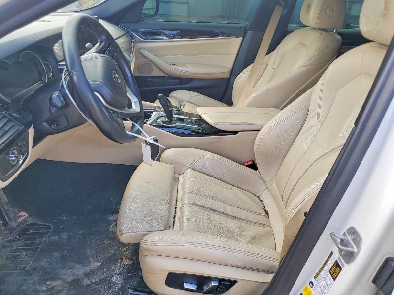 2019 BMW 5 series VIN WBAJA7C50KWW17526 COPART salvage auction — INTERIOR BURN, Wv - Certificate Of Title, sold $6,400 on 2026-07-29 (photo 7)