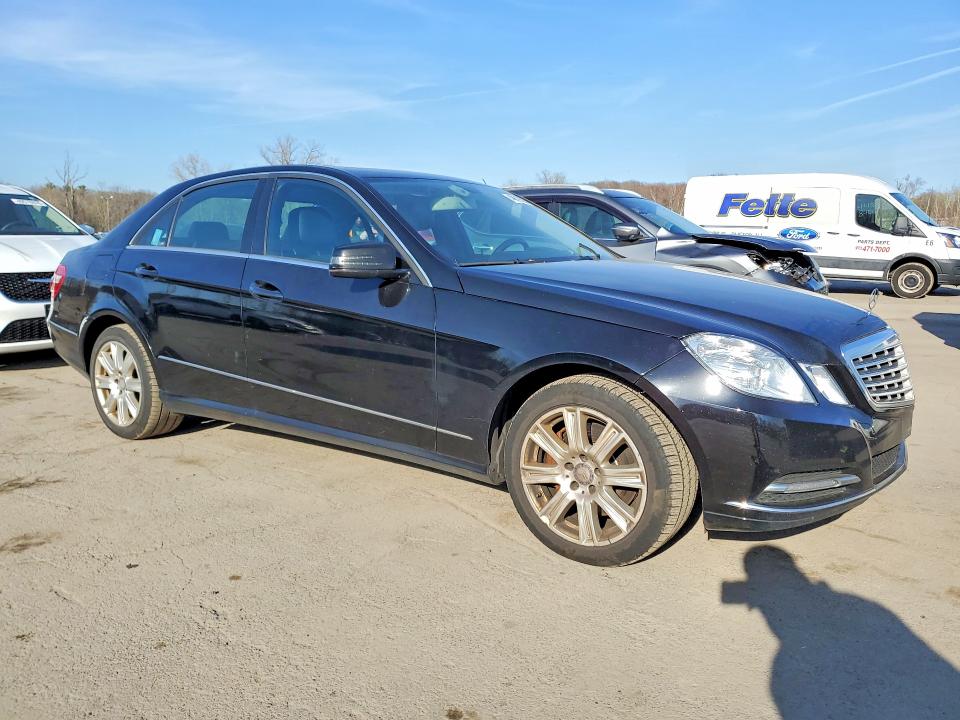 2013 Mercedes-benz C-klasse VIN WDDHF8JB3DA759571 COPART salvage auction — SIDE, NY, sold $325 on 2026-07-28 (photo 4)