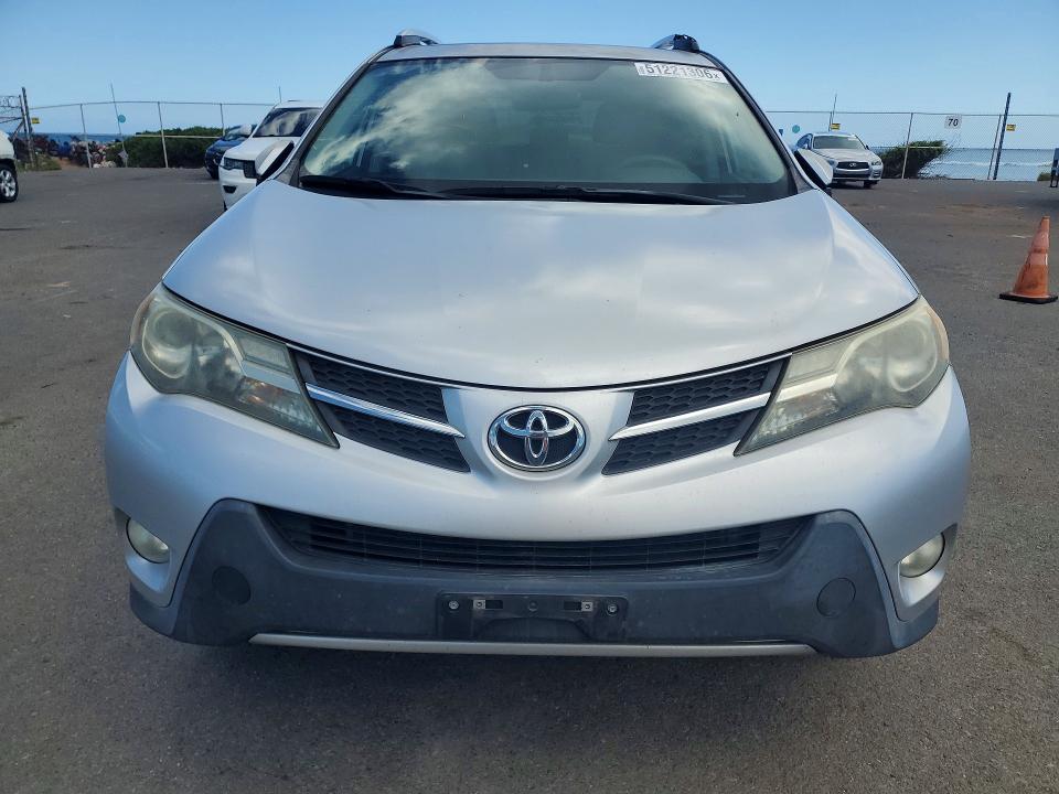 2015 Toyota Rav 4 VIN JTMWFREV0FJ034296 COPART salvage auction — REAR END, HI - CERTIFICATE OF SALVAGE, sold $3,000 on 2026-07-27 (photo 5)