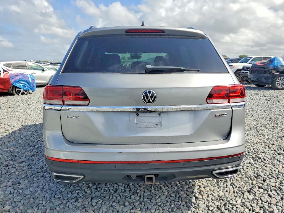 2022 Volkswagen Atlas VIN 1V2HR2CA9NC557616 COPART salvage auction — MINOR DENT/SCRATCHES, Fl - Certificate Of Title (P), sold $7,900 on 2026-07-28 (photo 6)