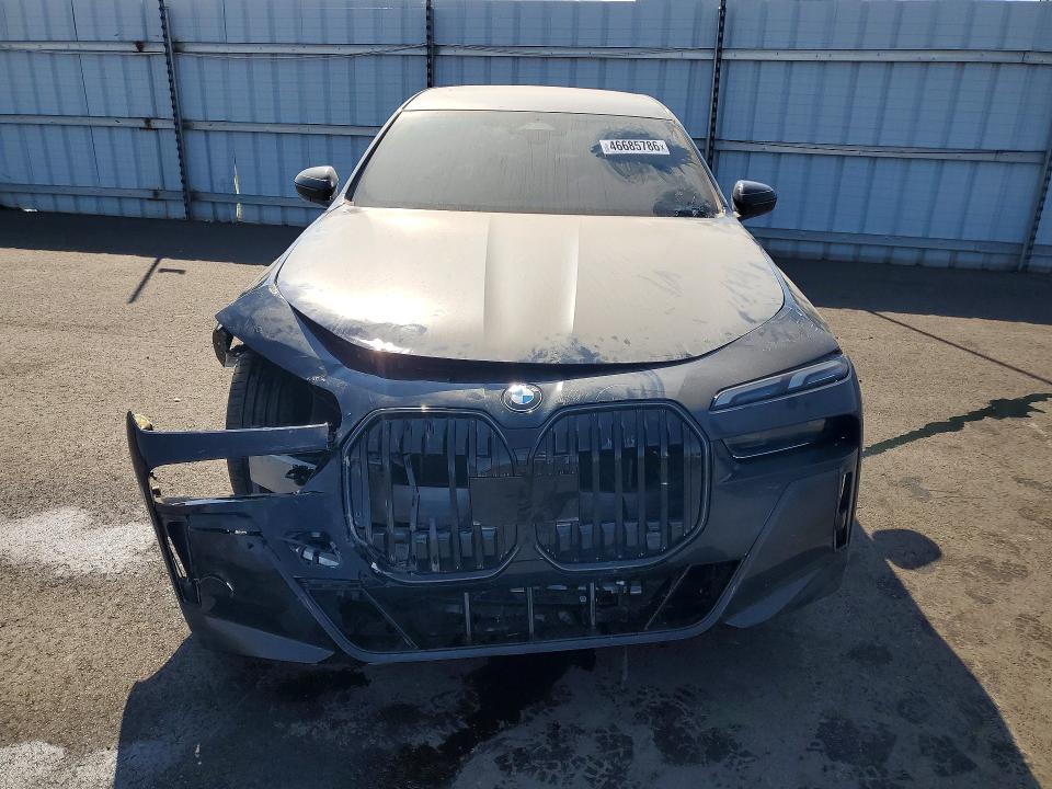 2024 BMW 7er VIN WBA23EH08RCT01853 COPART salvage auction — MECHANICAL, Salvage Title, sold $5,500 on 2026-08-24 (photo 5)