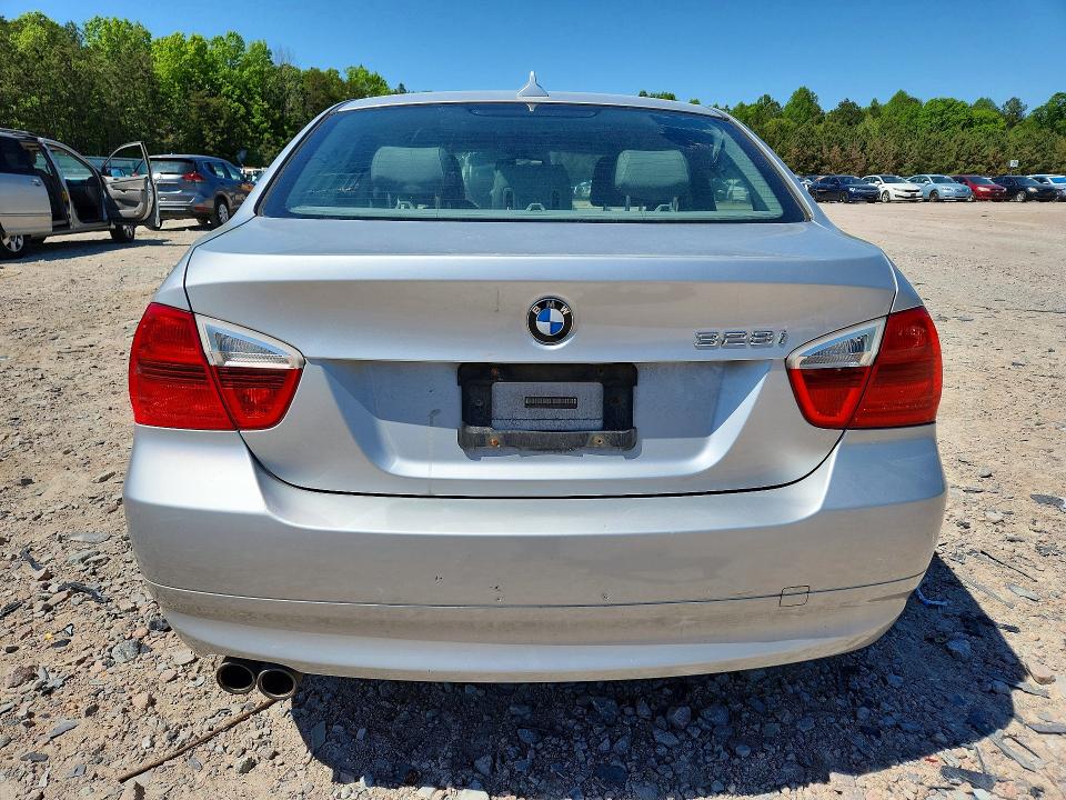 2008 BMW 3er VIN WBAVC53578FZ85114 COPART salvage auction — FRONT END, Va - Cert Of Title - Salvage, sold $300 on 2026-08-03 (photo 6)