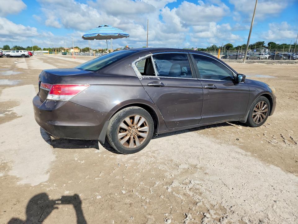 2011 Honda Accord VIN 1HGCP2F84BA072187 COPART salvage auction — SIDE, Fl - Certificate Of Title, sold $1,250 on 2026-07-02 (photo 3)