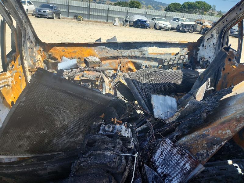 2007 Toyota Yaris VIN JTDJT923075067086 COPART salvage auction — BURN, Ca - Non-Repairable Vehicle Cert, sold $50 on 2026-07-09 (photo 8)