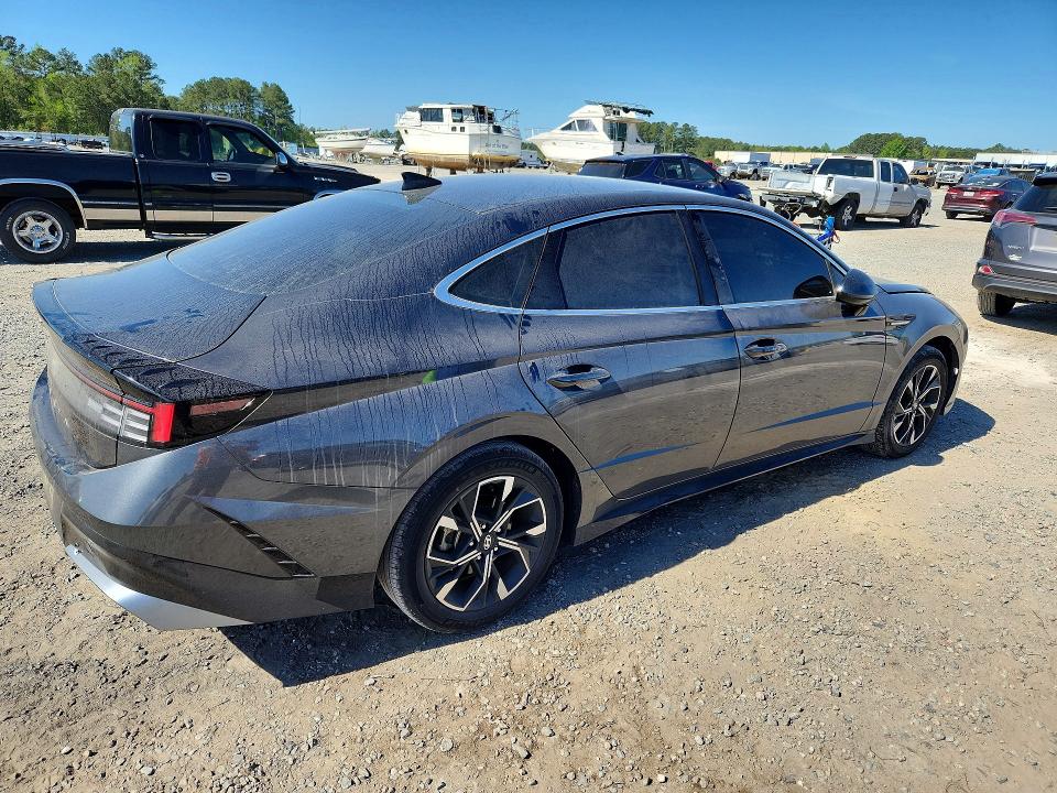 2024 Hyundai Sonata VIN KMHL64JA0RA426008 COPART salvage auction — SIDE, Nc - Salvage Certificate Of Title, sold $6,600 on 2026-07-13 (photo 3)