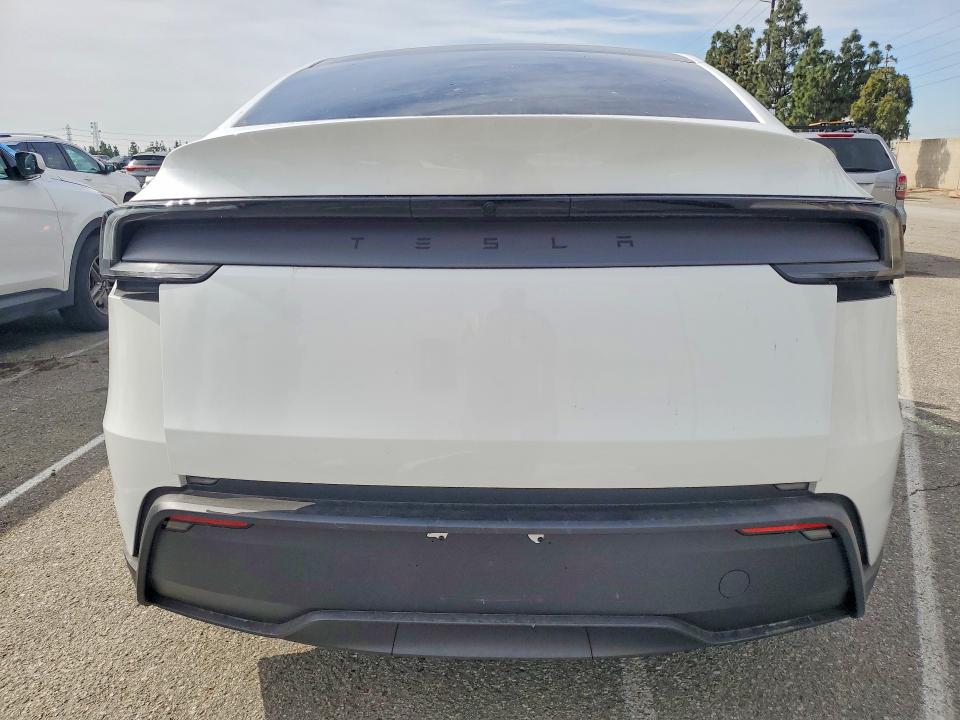 2026 Tesla Model y VIN 7SAYGDEDXTF580884 COPART salvage auction — FRONT END, Ca - Salvage Certificate, sold $18,000 on 2026-07-28 (photo 6)
