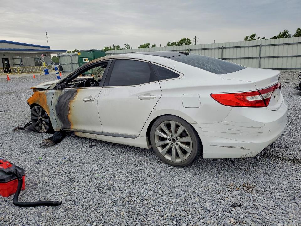 2016 Hyundai Azera VIN KMHFH4JG9GA518680 COPART salvage auction — BURN, TX - NONREPAIRABLE TITLE (P), sold $100 on 2026-07-20 (photo 2)