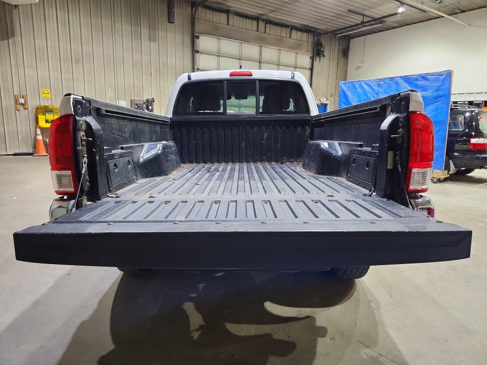2016 Toyota Tacoma VIN 5TFSX5ENXGX041422 COPART salvage auction — SIDE, Nh - Cert Of Title-Salvage, sold $7,100 on 2026-07-07 (photo 6)