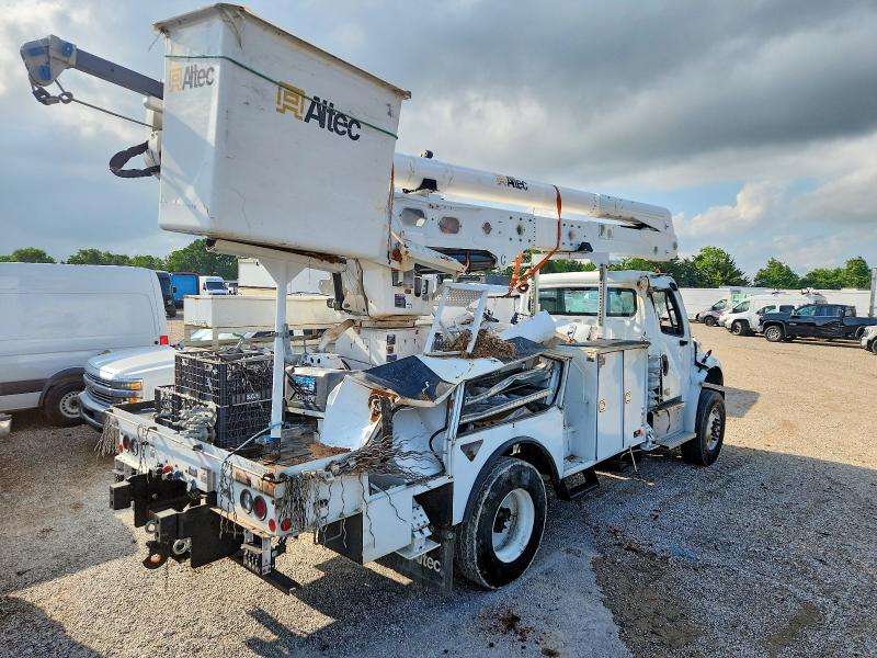 2025 Freightliner M2 106 VIN 1FVDCXFC5SHVY2804 COPART salvage auction — SIDE, TX - SALVAGE VEHICLE TITLE, sold $16,400 on 2026-07-09 (photo 4)