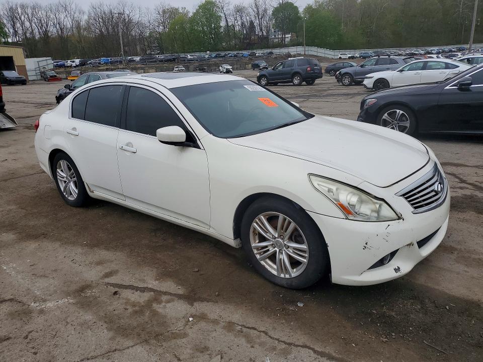 2013 Infiniti G VIN JN1CV6APXDM723045 COPART salvage auction — MINOR DENT/SCRATCHES, Salvage Title, sold $500 on 2026-07-16 (photo 4)