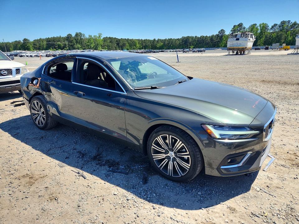 2022 Volvo S60 VIN 7JRL12FL4NG189663 COPART salvage auction — SIDE, Nc - Salvage Certificate Of Title, sold $7,300 on 2026-07-13 (photo 4)