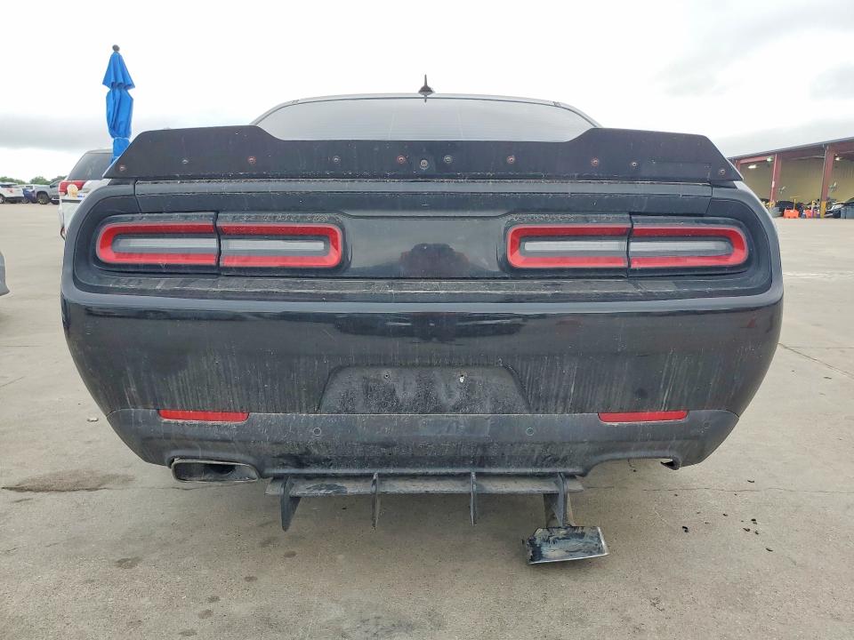 2016 Dodge Challenger VIN 2C3CDZFJ5GH124930 COPART salvage auction — VANDALISM, TX - CERTIFICATE OF TITLE, sold $9,100 on 2026-07-02 (photo 6)