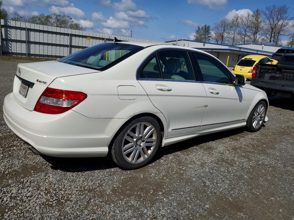 2009 Mercedes-benz C class VIN WDDGF81XX9R061894 COPART salvage auction — FRONT END, WA - VEHICLE CERT OF OWNERSHIP-TITL, sold $300 on 2026-07-27 (photo 3)
