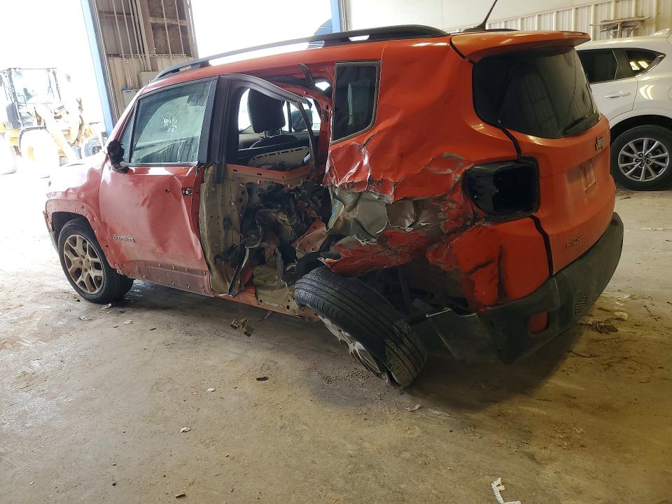 2015 Jeep VIN ZACCJABT0FPB69186 COPART salvage auction — SIDE, Tx - Salvage Vehicle Title, sold $400 on 2026-07-10 (photo 2)