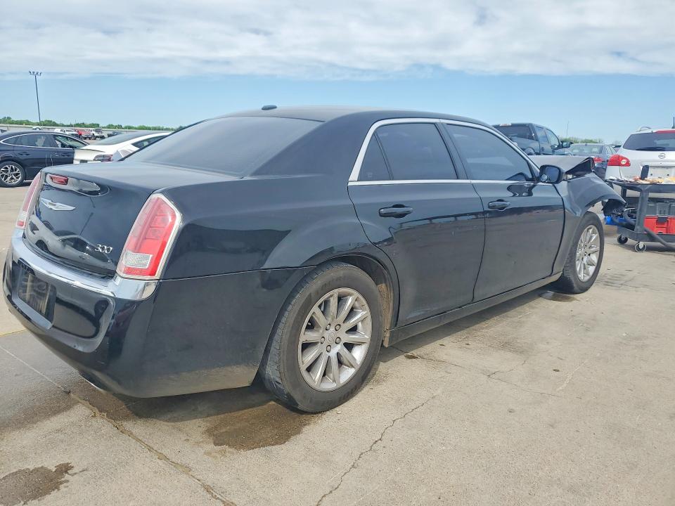 2017 Chrysler 300 VIN 2C3CCAAG7DH588734 COPART salvage auction — FRONT END, Tx - Salvage Vehicle Title, sold $1,200 on 2026-07-02 (photo 3)