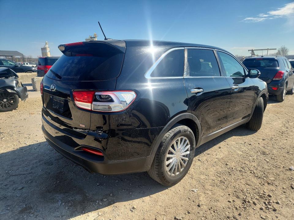 2016 Kia Sorento VIN 5XYPG4A36GG125079 COPART salvage auction — SIDE, WV - SALVAGE CERTIFICATE, sold $1,650 on 2026-07-14 (photo 3)