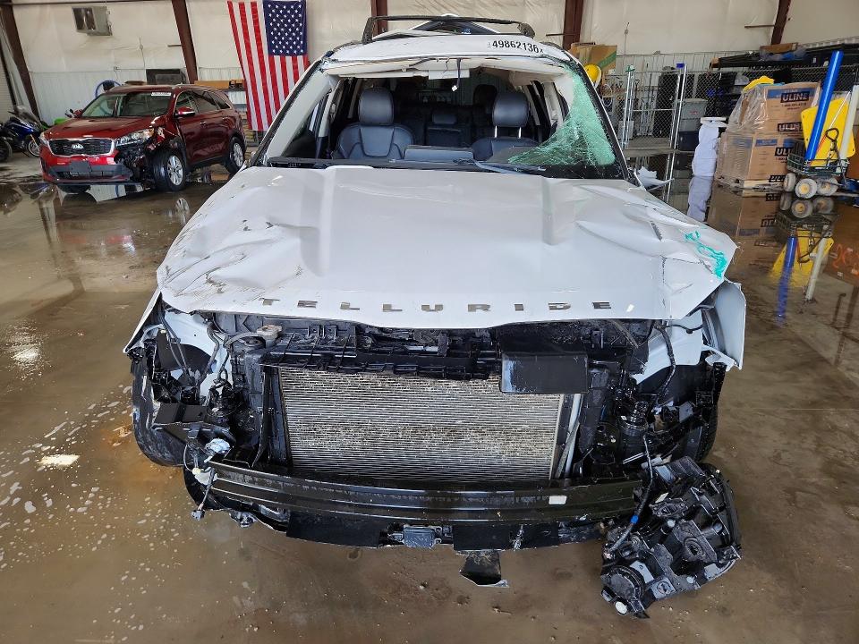 2021 Kia Telluride VIN 5XYP3DHC6MG161660 COPART salvage auction — ROLLOVER, Il - Salvage Certificate, sold $1,950 on 2026-07-06 (photo 5)