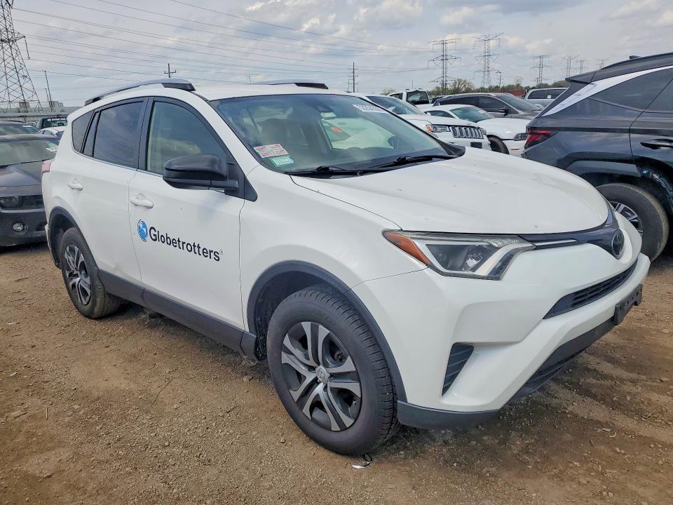 2018 Toyota Rav 4 VIN JTMBFREV2JJ210336 COPART salvage auction — SIDE, Il - Salvage Certificate, sold $5,200 on 2026-07-30 (photo 4)