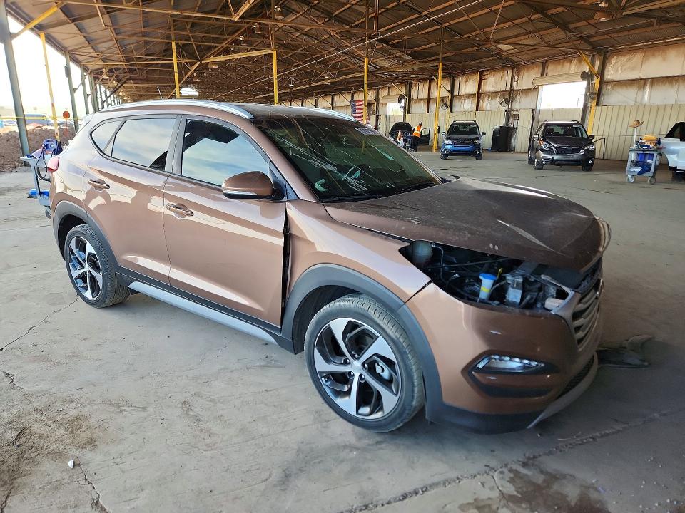 2017 Hyundai Tucson VIN KM8J33A28HU460245 COPART salvage auction — FRONT END, Az - Cert Of Title - Salvage, sold $2,500 on 2026-07-13 (photo 4)