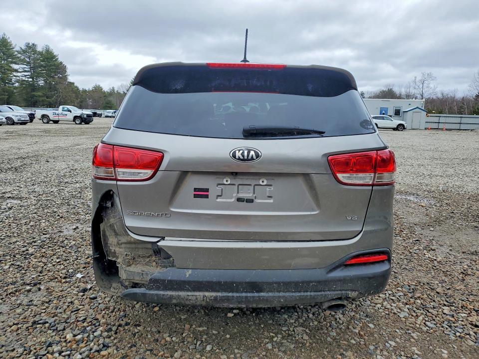 2018 Kia Sorento VIN 5XYPGDA58JG375707 COPART salvage auction — FRONT END, ME - CERT OF TITLE-SALVAGE COLLISIO, sold $300 on 2026-07-02 (photo 6)