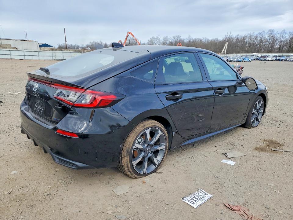 2026 Honda Civic VIN JHMFL4H98TX001421 COPART salvage auction — VANDALISM, Nj - Cert Of Title-Salvage, sold $15,100 on 2026-07-14 (photo 3)