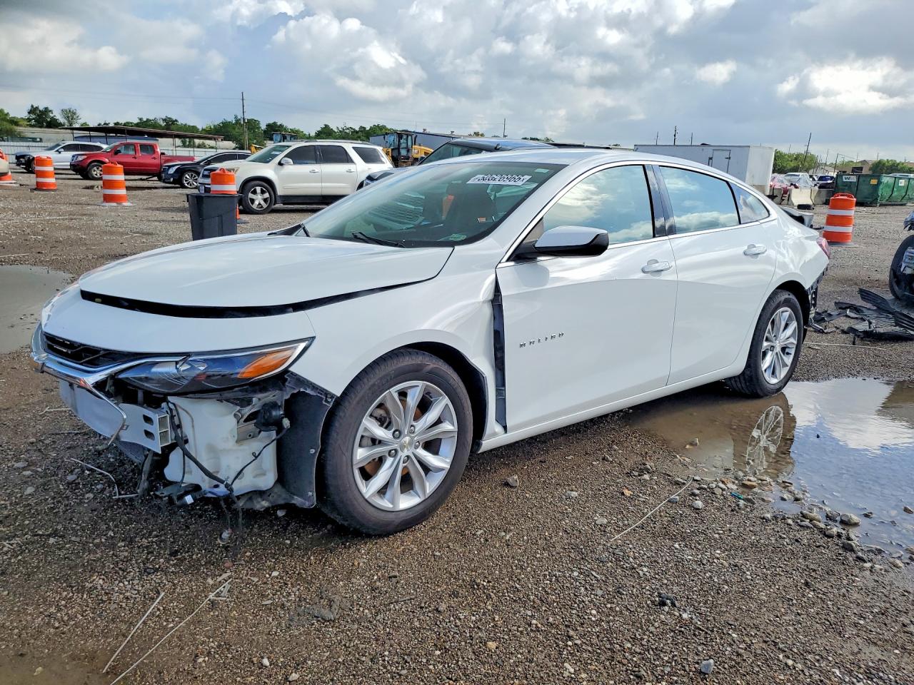2020 Chevrolet Malibu Limited VIN 1G1ZD5ST3LF098256 COPART salvage auction — All Over, TX - SALVAGE VEHICLE TITLE, sold $800 on 2026-06-29 (photo 1)
