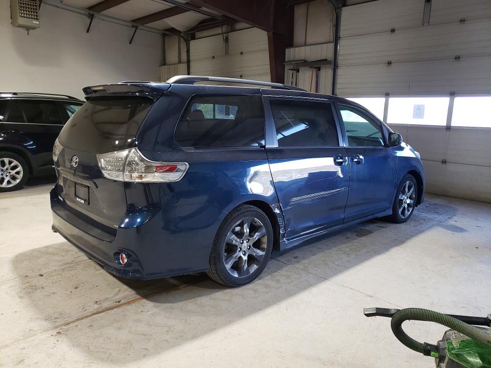 2011 Toyota Sienna VIN 5TDXK3DC9BS116697 COPART salvage auction — SIDE, Md - Cert Of Salvage > 75% Damage, sold $500 on 2026-07-17 (photo 3)