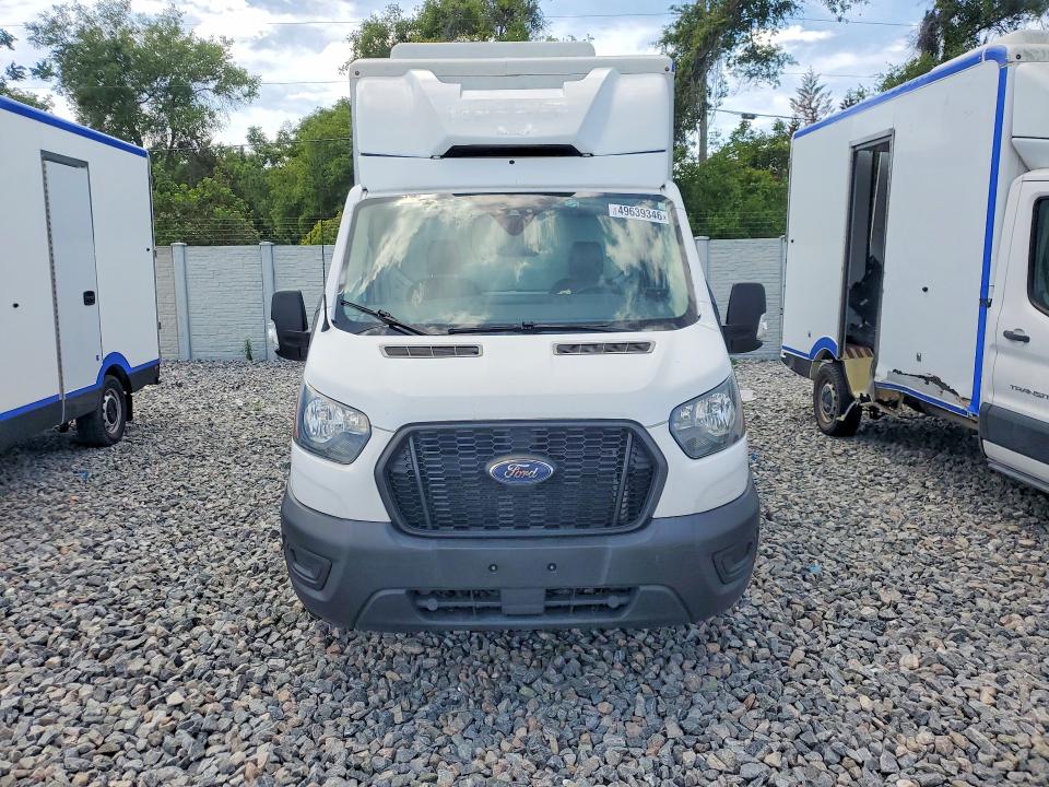 2021 Ford Transit VIN 1FDBW5Z8XMKA84301 COPART salvage auction — MINOR DENT/SCRATCHES, Fl - Certificate Of Title, sold $7,500 on 2026-07-29 (photo 5)