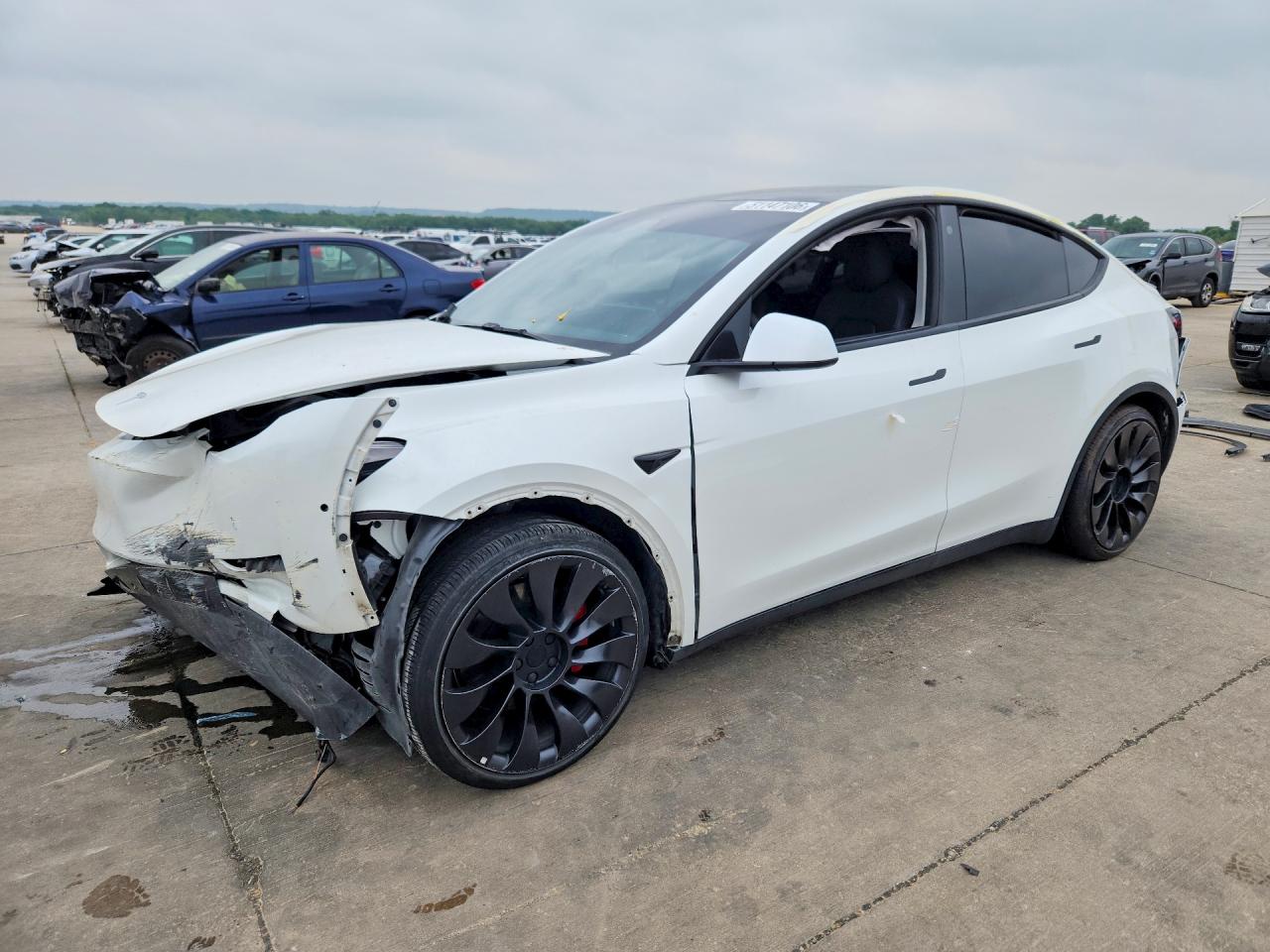 2022 Tesla Model Y VIN 7SAYGDEF0NF452268 COPART salvage auction — Front End, TX - CERTIFICATE OF TITLE, sold $6,900 on 2026-07-09 (photo 1)