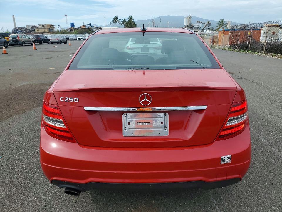 2013 Mercedes-benz C-klasse VIN WDDGF4HB5DA781047 COPART salvage auction — WATER/FLOOD, Hi - Certificate Of Salvage, sold $2 on 2026-07-27 (photo 6)