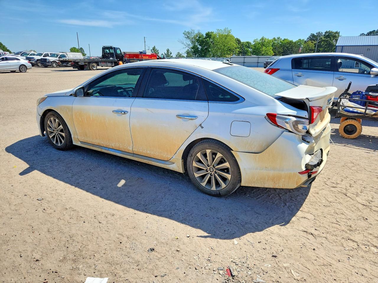 2015 Hyundai Sonata VIN 5NPE34AF8FH098682 COPART salvage auction — Rear End, AL - CERT OF TITLE-SALVAGE TITLE, sold $1,050 on 2026-07-02 (photo 2)