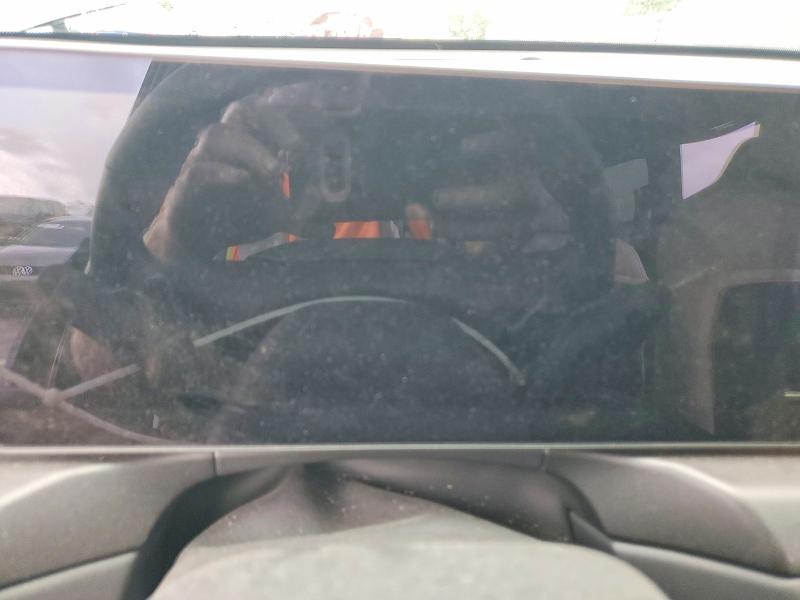 2025 Kia Ev9 VIN 5XYAEFS54SG002686 COPART salvage auction — SIDE, Fl - Cert Of Title Slvg Rebuildable, sold $11,200 on 2026-07-28 (photo 9)