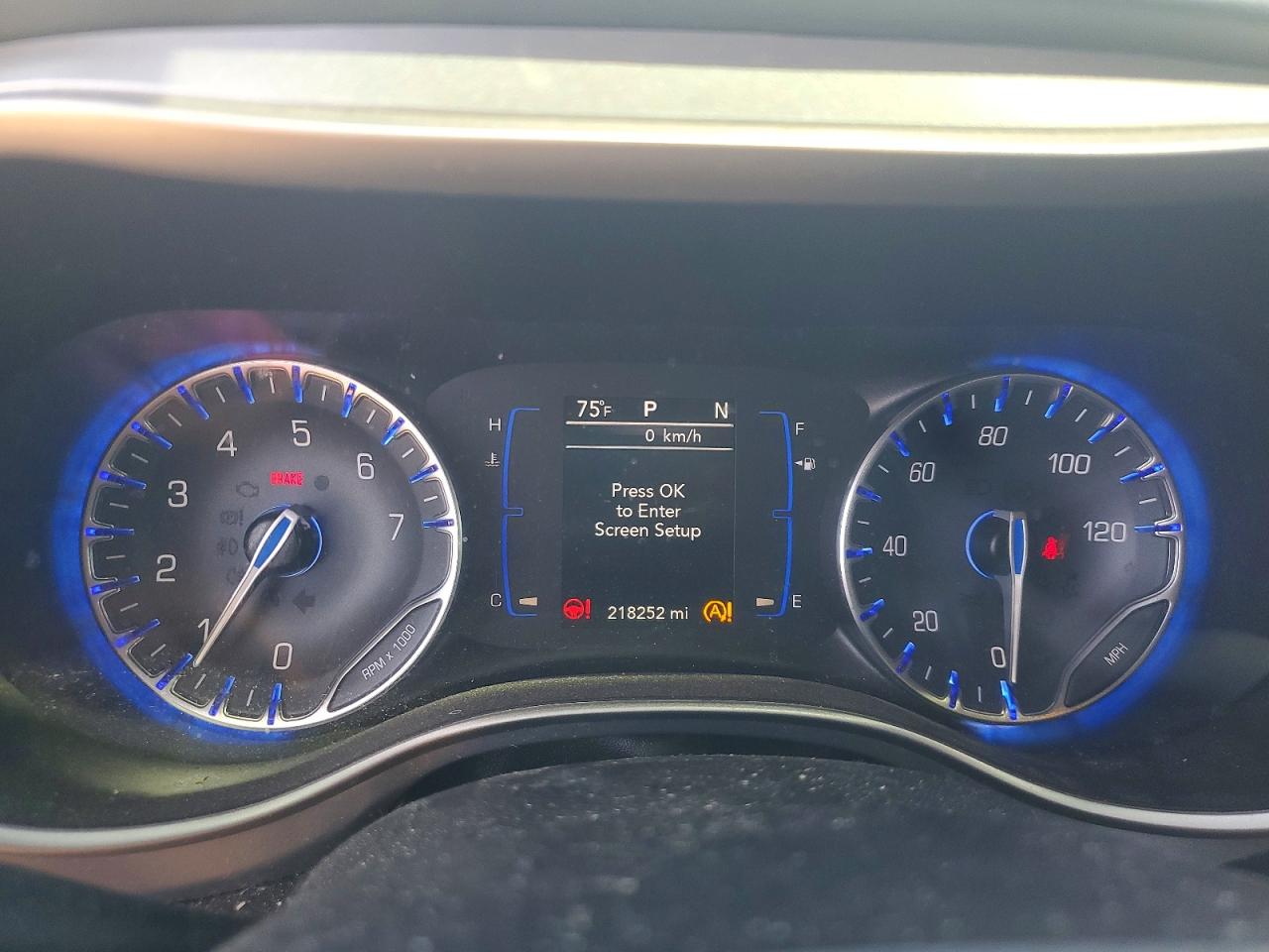 2020 Chrysler Pacifica VIN 2C4RC1FG1LR173500 COPART salvage auction — Rear End, TX - SALVAGE VEHICLE TITLE, sold $3,500 on 2026-07-02 (photo 9)