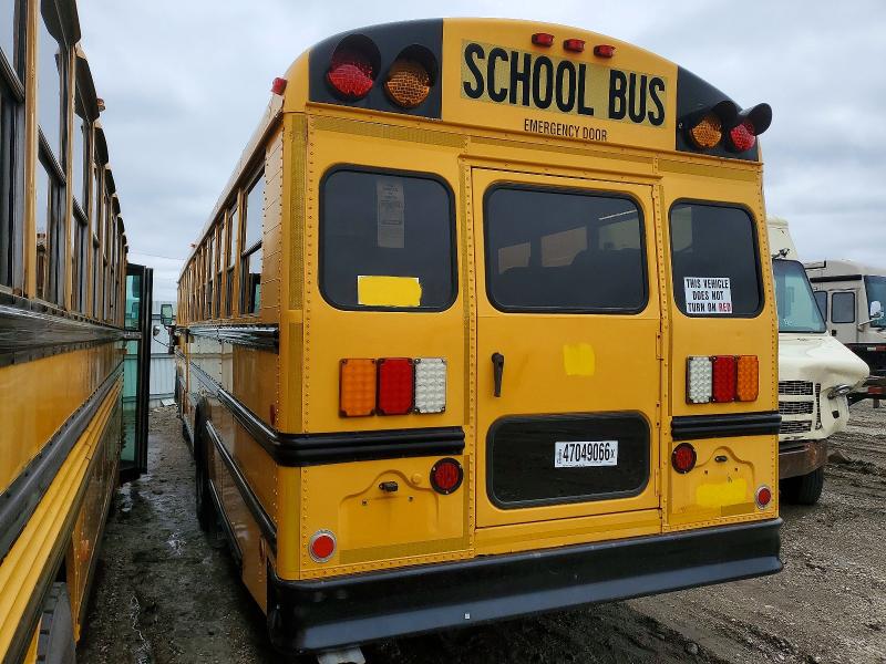 2012 Thomas Saf-t-liner efx VIN 1T88S4E20C1151254 COPART salvage auction — NORMAL WEAR, IL - CERTIFICATE OF TITLE, sold $1,450 on 2026-09-01 (photo 3)