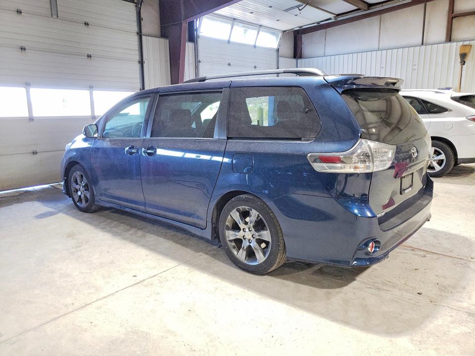 2011 Toyota Sienna VIN 5TDXK3DC9BS116697 COPART salvage auction — SIDE, Md - Cert Of Salvage > 75% Damage, sold $500 on 2026-07-17 (photo 2)