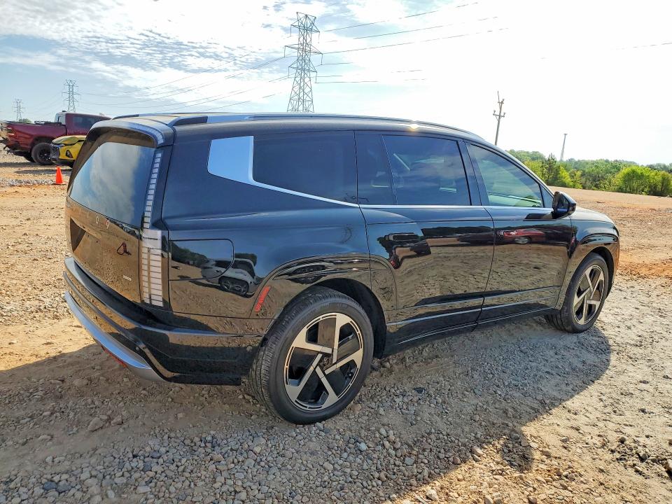 2026 Hyundai Ioniq 9 VIN 7YAMWFS50TY000378 COPART salvage auction — UNDERCARRIAGE, Nc - Salvage Certificate Of Title, sold $23,500 on 2026-07-13 (photo 3)