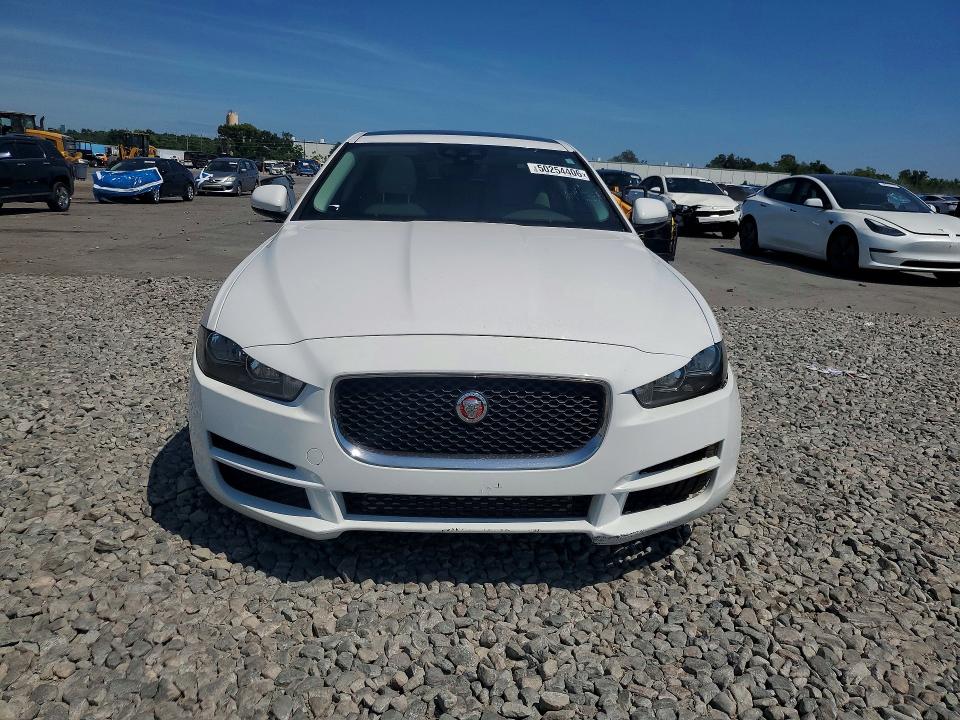 2017 Jaguar Xe VIN SAJAR4BG4HA973613 COPART salvage auction — MECHANICAL, FL - CERTIFICATE OF TITLE, sold $1,300 on 2026-07-08 (photo 5)