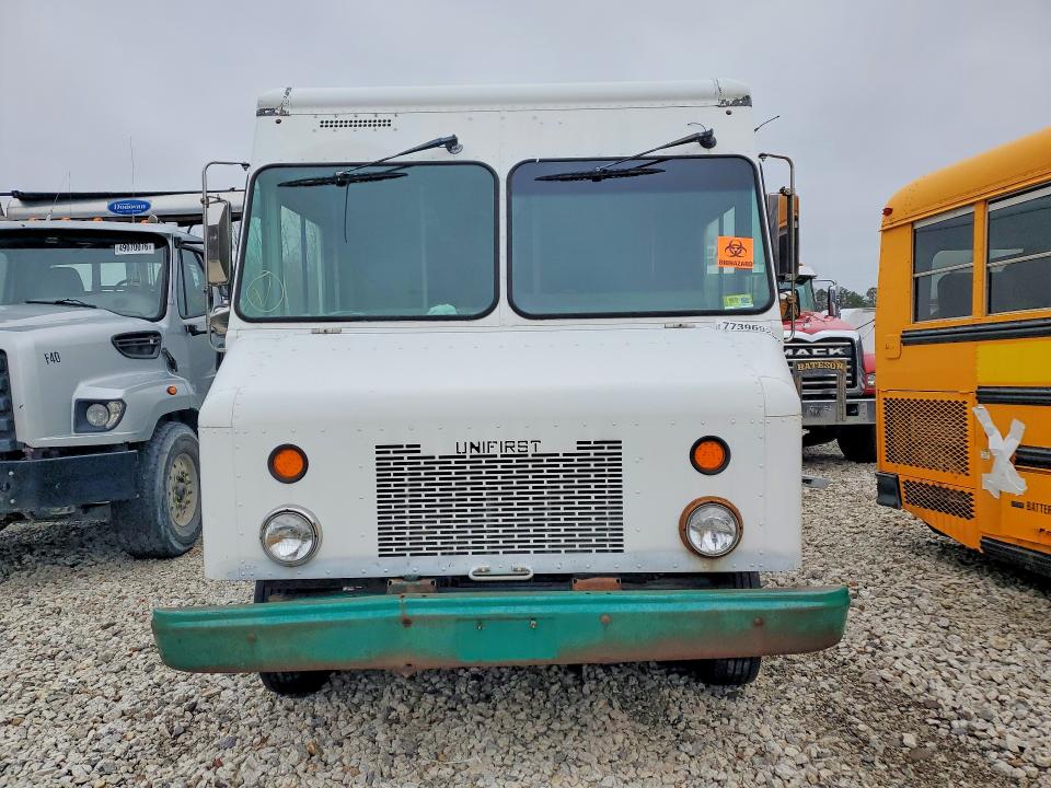2009 Workhorse W42 VIN 5B4KPD27793436688 COPART salvage auction — MECHANICAL, Vt - Certificate Of Title (P), sold $1,500 on 2026-07-29 (photo 5)