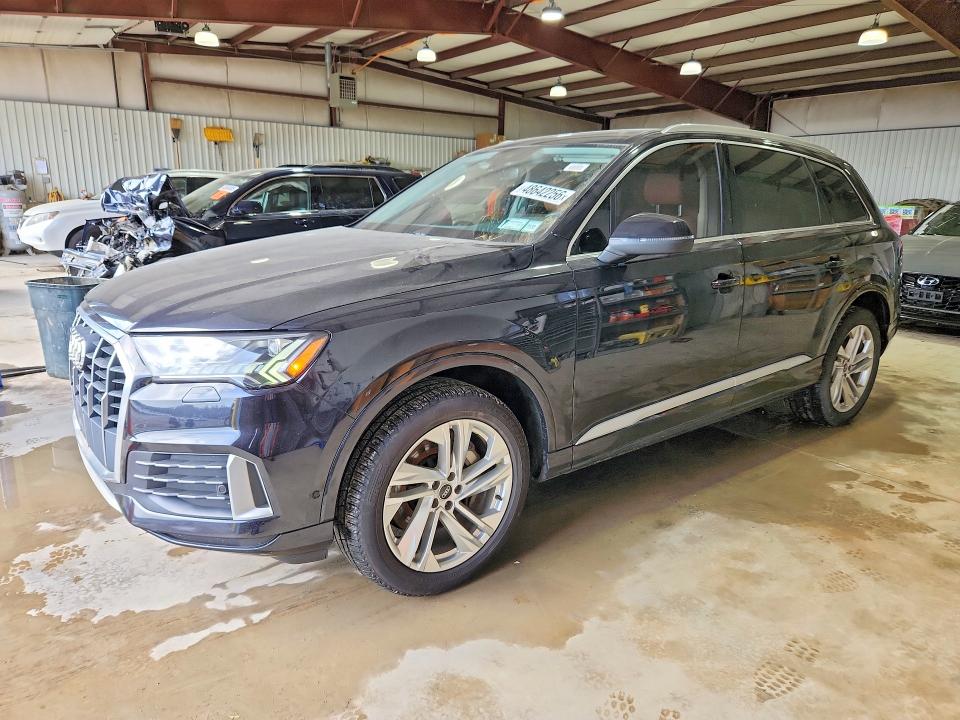 2021 Audi Q7 VIN WA1LJAF78MD038024 COPART salvage auction — MINOR DENT/SCRATCHES, Ny - Certificate Of Title (P), sold $15,800 on 2026-07-27 (photo 1)