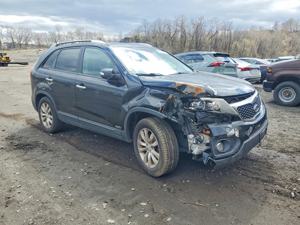 2011 Kia Sorento VIN 5XYKTDA2XBG141257 COPART salvage auction — FRONT END, Ny - Certificate Of Title, sold $775 on 2026-07-02 (photo 4)