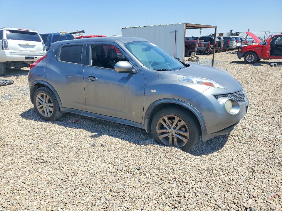 2013 Nissan Juke VIN JN8AF5MV5DT206039 COPART salvage auction — SIDE, Salvage Title, sold $90 on 2026-07-28 (photo 4)