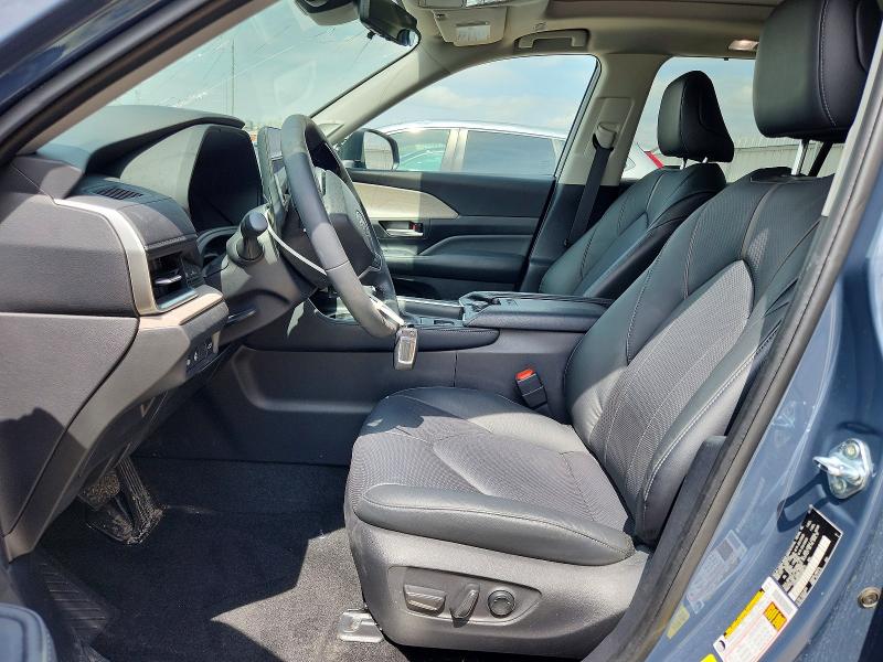 2025 Toyota Highlander VIN 5TDAAAB53SS089711 COPART salvage auction — HAIL, IA - CERT OF TITLE-SALVAGE TITLE, sold $12,900 on 2026-07-22 (photo 7)